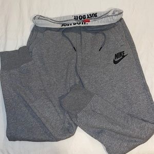 Nike jogger sweat pants